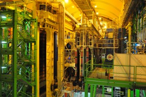 De LHCb-hal bij de Large Hadron Collider.