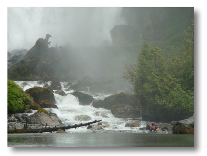 Kayaking in Jervis Inlet